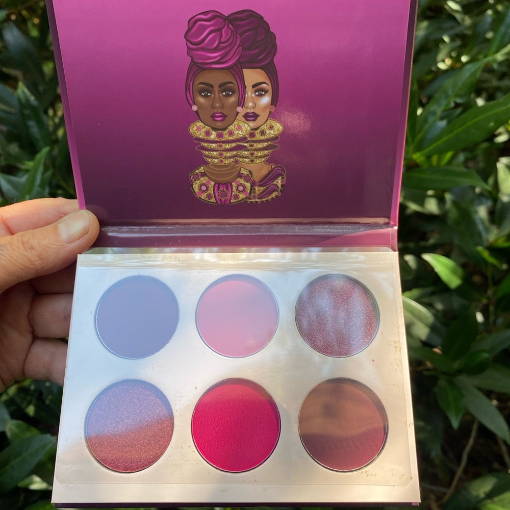 Vibrant Eyeshadow Palette
